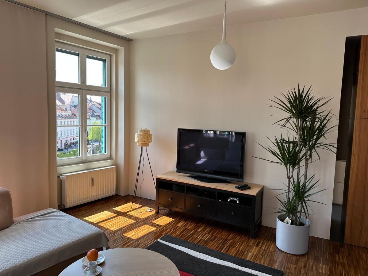 Triple Bridge Ljubljana Apartman Kültér fotó
